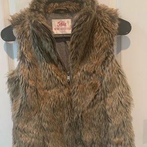 Justice Sz 8/10 Fur Vest NWOT